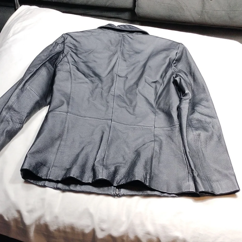 Worthington genuine leather women's jacket size small